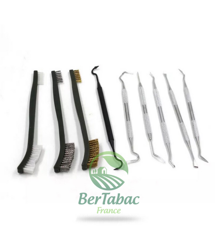 Shredder cleaning kit